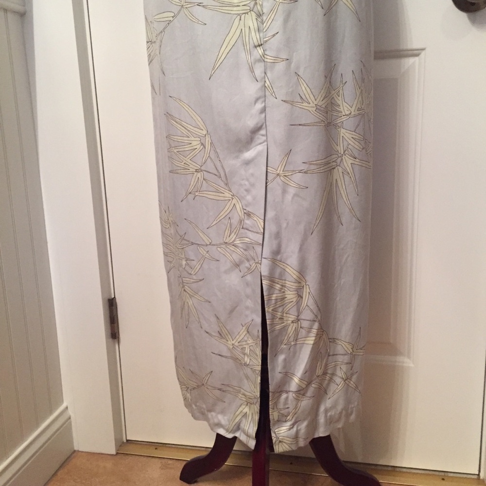 TOMMY BAHAMA DRESS MAXI SILK BLUE BLACK TROPICAL SLEEVELESS Size 6 - Picture 6 of 7